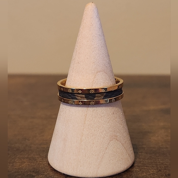 NWOT, LADIES RING - Picture 3 of 5